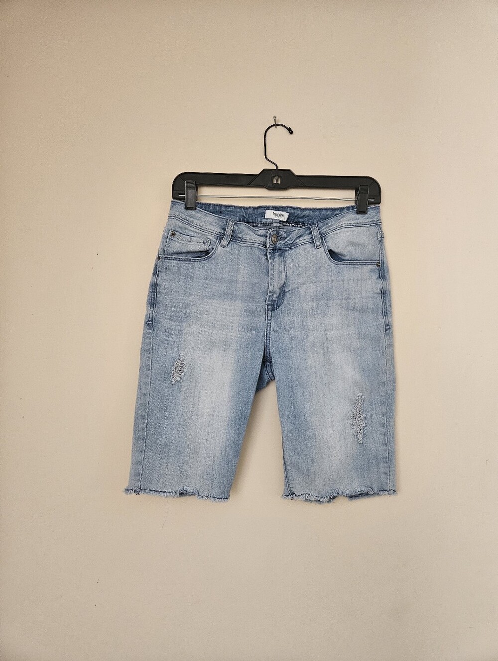 Kensie Women's Light Wash Distressed Denim Bermuda Shorts, Size 8 - Picture 1 of 5